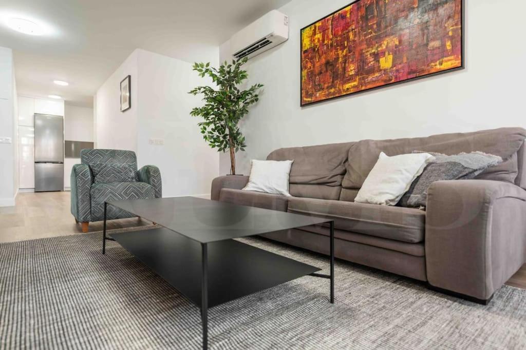 Bright And Modern Apartment By Rems Malaga Exterior photo